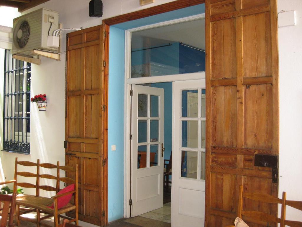 Hostal Las Acacias Málaga Exterior foto