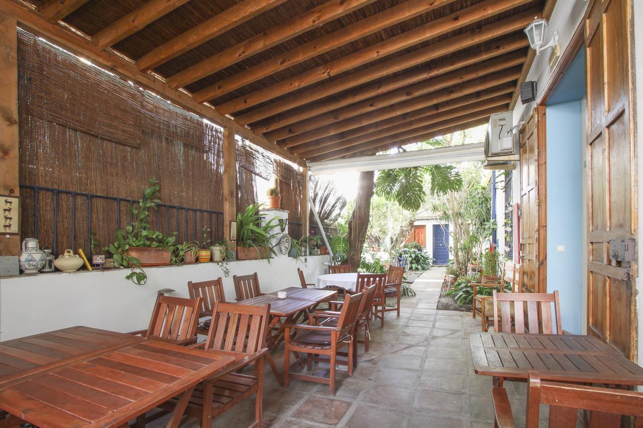 Hostal Las Acacias Málaga Exterior foto