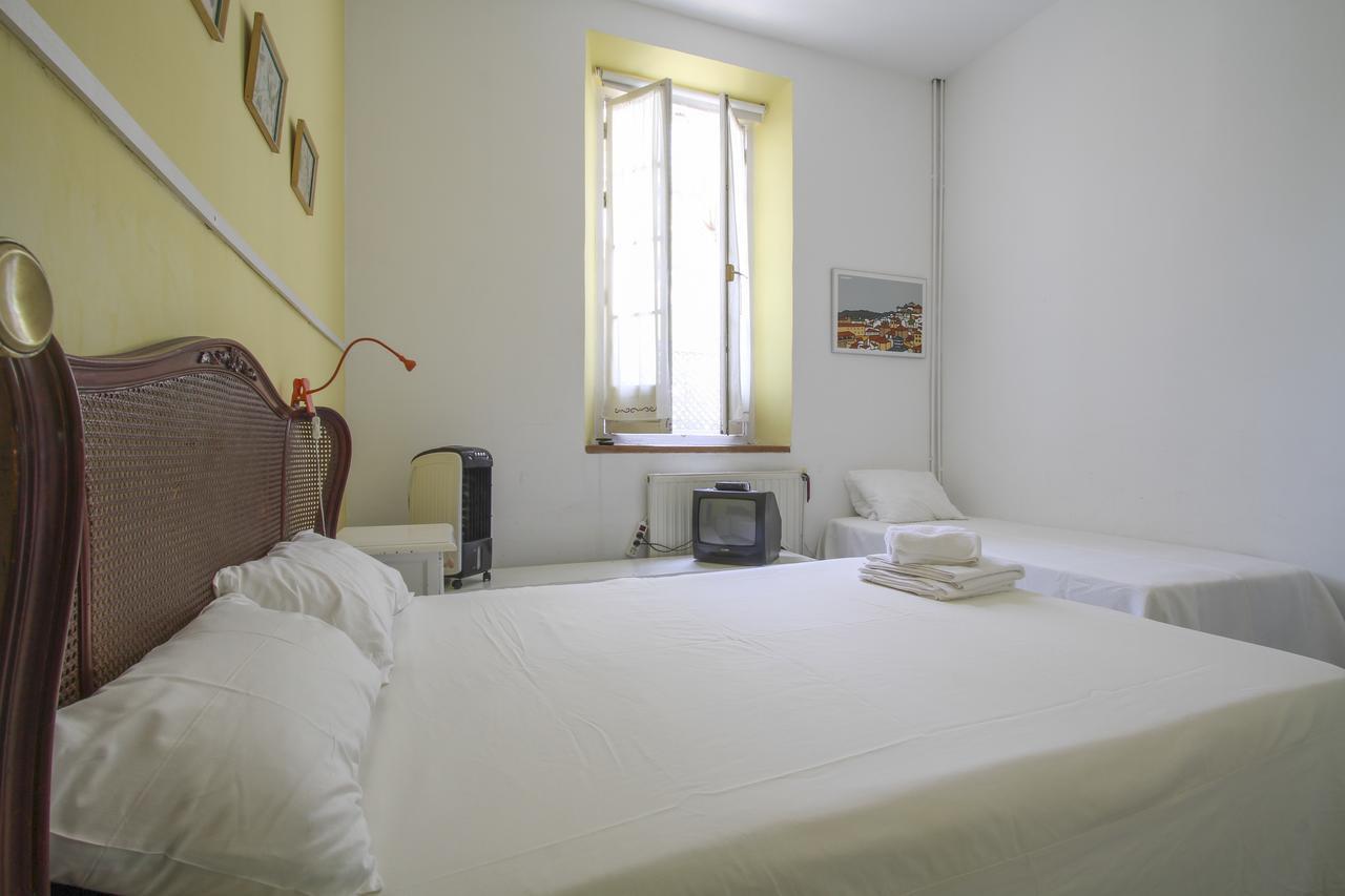 Hostal Las Acacias Málaga Exterior foto