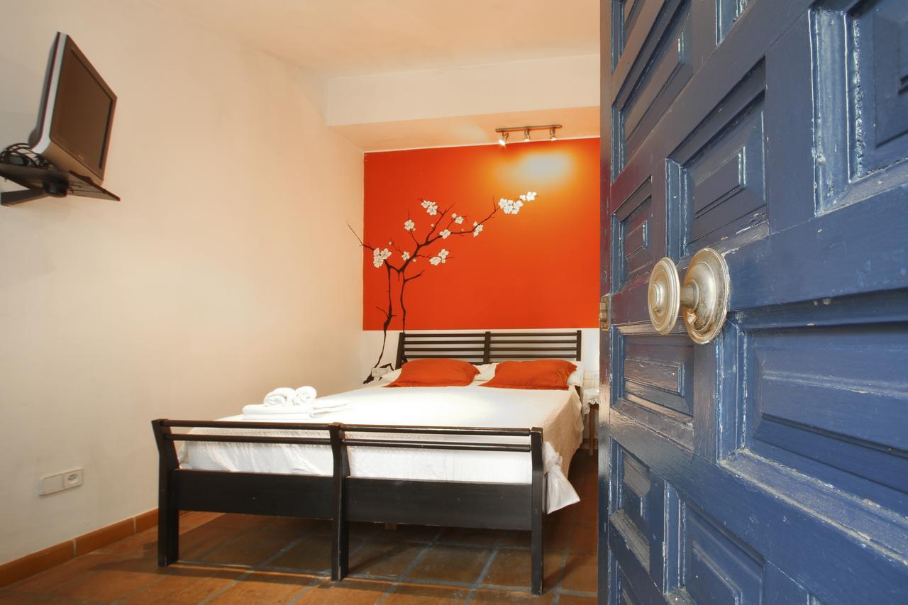 Hostal Las Acacias Málaga Exterior foto