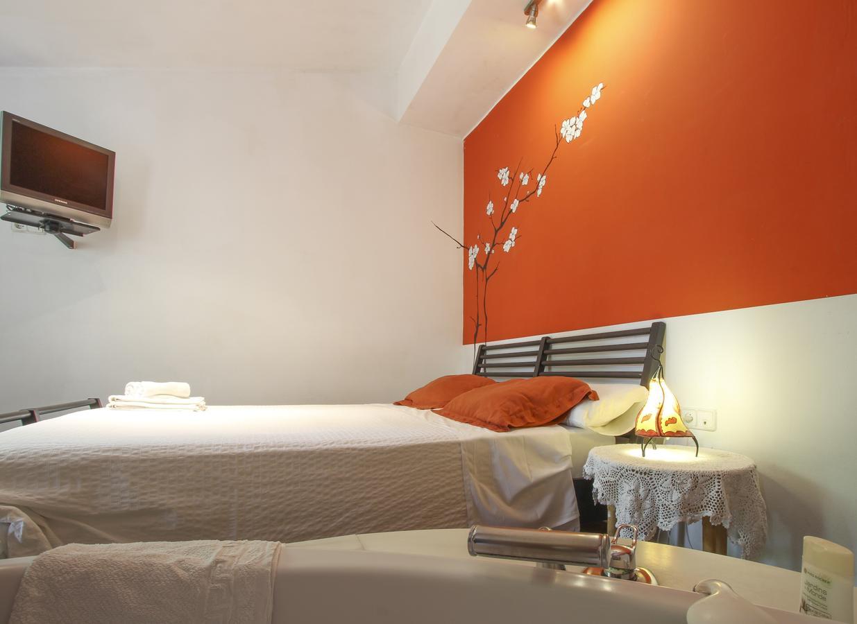 Hostal Las Acacias Málaga Exterior foto